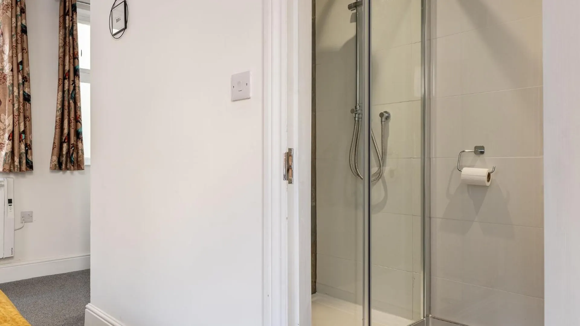Gorgeous 1 Bed Apartment In Central Cheltenham! 0*, Cheltenham